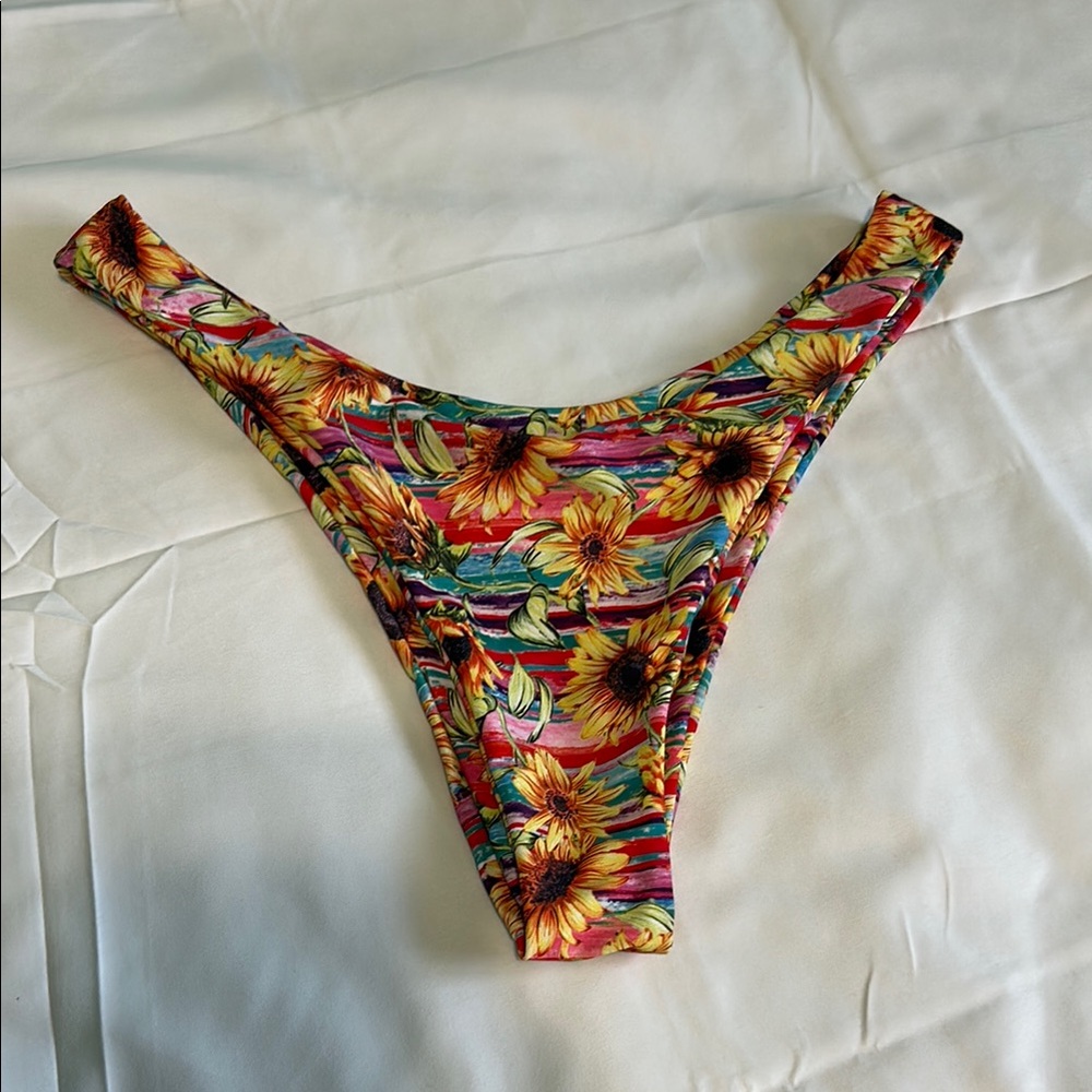 Floral Print Women's Swim Bottom - Picture 2 of 4